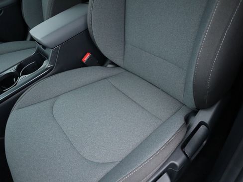 New 2025 Kia K4 LXS image 22