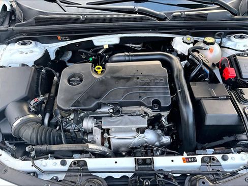 Certified 2024 Chevrolet Malibu LT image 29