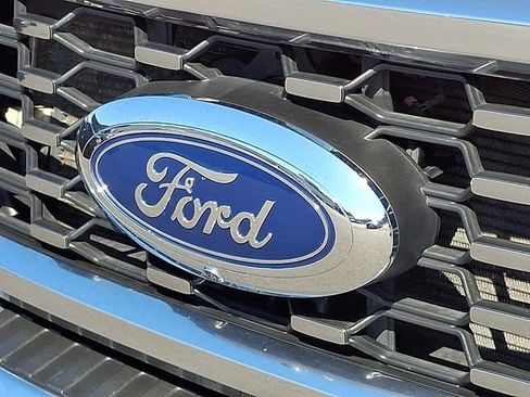 Used 2024 Ford F350 Lariat w/ Lariat Ultimate Package AWD/4WD image 29