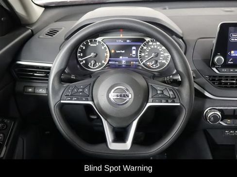 Used 2021 Nissan Altima 2.5 SV FWD image 7