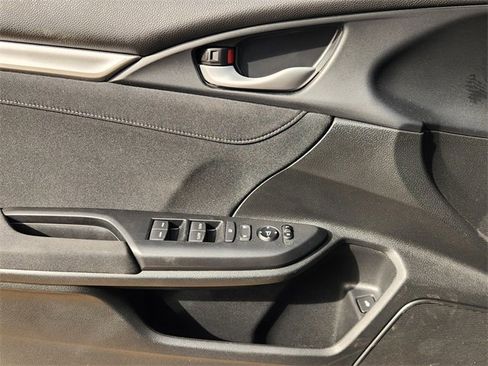 Used 2017 Honda Civic EX image 17