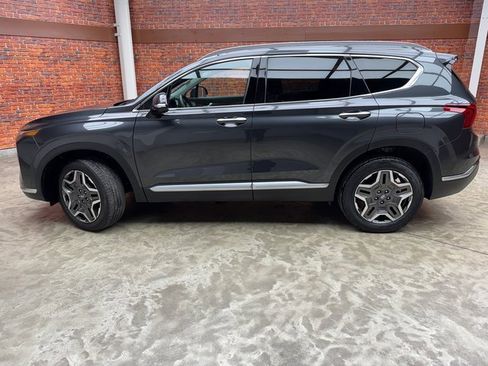 Used 2023 Hyundai Santa Fe Limited image 2