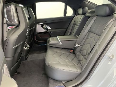 New 2026 BMW 740i xDrive AWD/4WD image 14