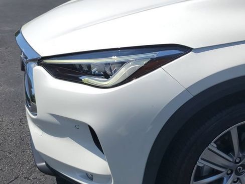 Used 2023 INFINITI QX50 Sensory AWD/4WD image 10