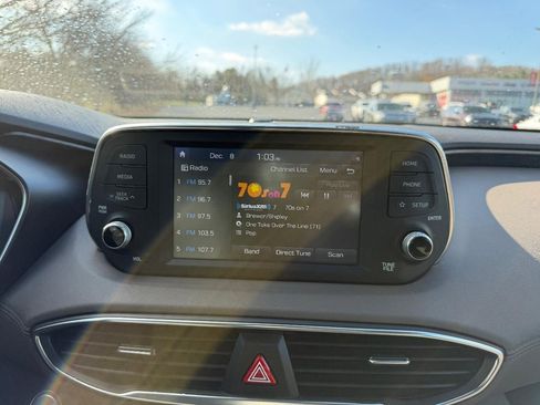 Used 2020 Hyundai Santa Fe SEL image 14