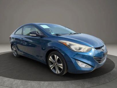 Used 2014 Hyundai Elantra w/ Option Group 2