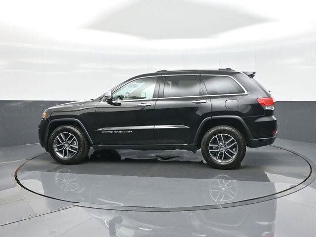 Used 2017 Jeep Grand Cherokee Limited AWD/4WD image 4