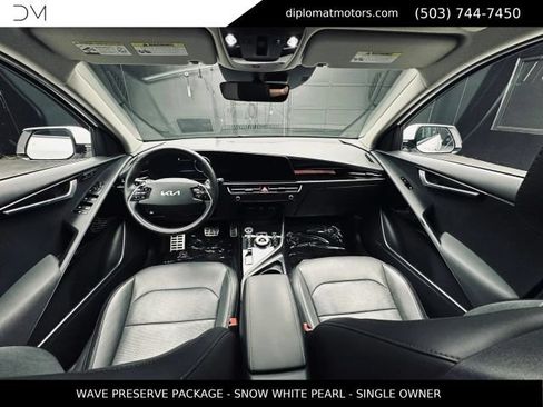 Used 2023 Kia Niro Wave w/ Wave Preserve Package FWD image 38