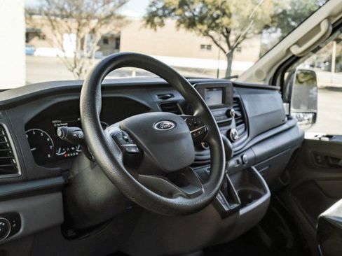 Used 2020 Ford Transit 250 Medium Roof image 20
