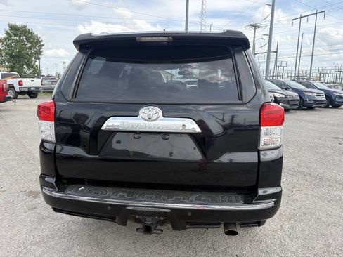 Used 2011 Toyota 4Runner SR5 w/ Premium Pkg w/Leather image 8