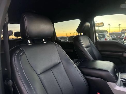 Used 2019 Ford F150 Lariat w/ Equipment Group 502A Luxury AWD/4WD image 29