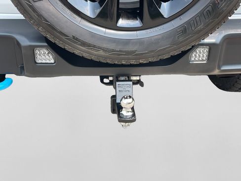 Certified 2021 Jeep Wrangler Unlimited Sahara w/ Cold Weather Group AWD/4WD image 30