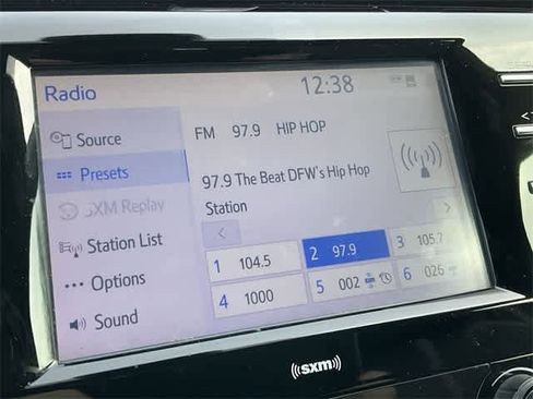 Used 2020 Toyota Camry SE image 20