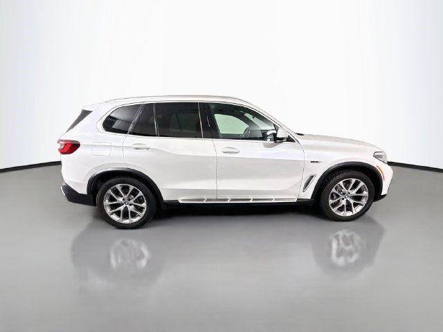 Used 2022 BMW X5 xDrive45e AWD/4WD image 11