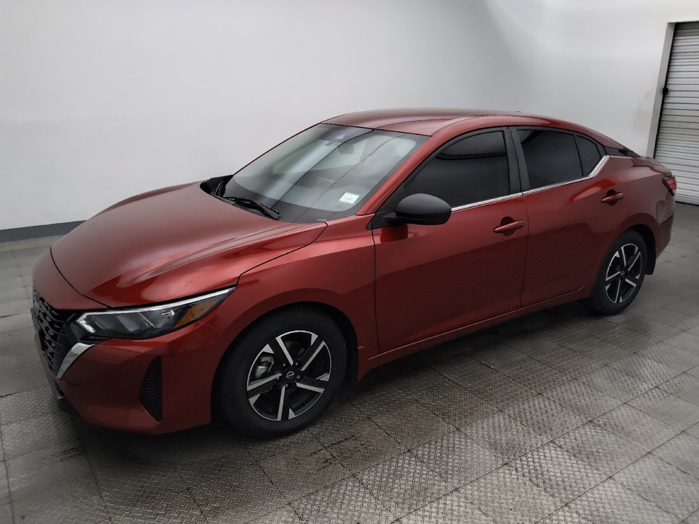 Used 2024 Nissan Sentra SV FWD image 2