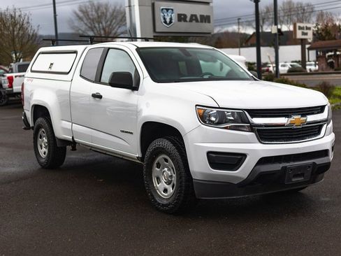 Used 2016 Chevrolet Colorado W/T w/ WT Convenience Package AWD/4WD image 8