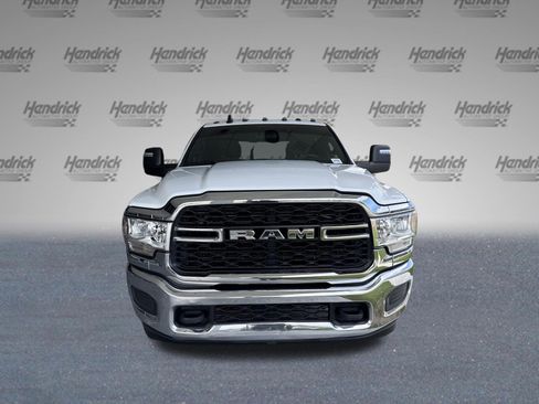 Used 2024 RAM 2500 Tradesman w/ Chrome Appearance Group AWD/4WD image 3