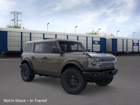 New 2026 Ford Bronco Badlands image 7