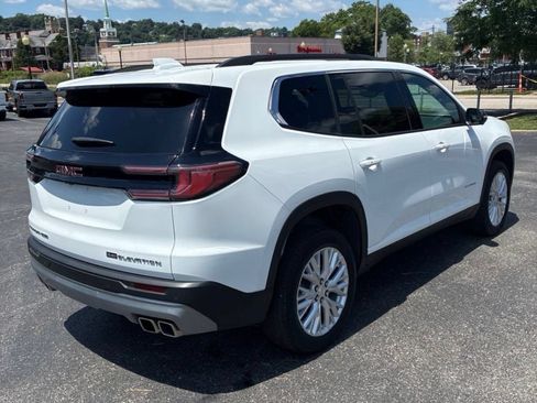 Used 2026 GMC Acadia Elevation w/ Elevation Premium Package AWD/4WD image 6