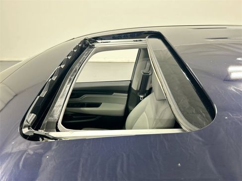 Used 2022 Honda Odyssey EX-L image 19