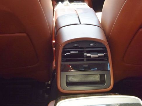 Used 2019 Maserati Quattroporte S GranLusso Q4 AWD/4WD image 33