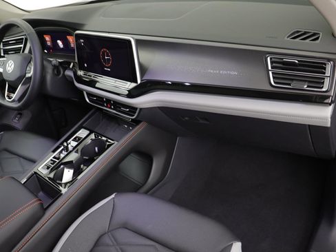 New 2026 Volkswagen Atlas Peak Edition image 20