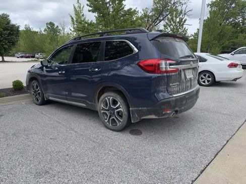 Used 2024 Subaru Ascent Touring w/ Popular Package #2 AWD/4WD image 4