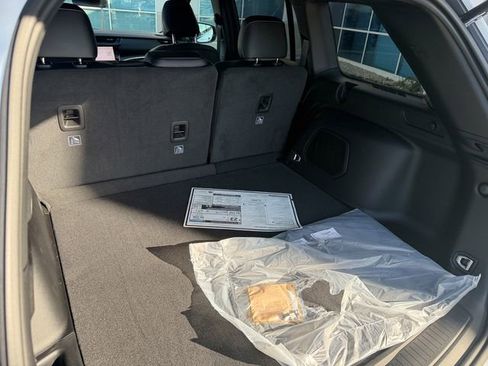 New 2026 Jeep Grand Cherokee Limited w/ Limited Altitude Package image 25