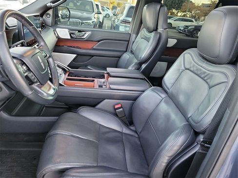 Used 2022 Lincoln Navigator L Reserve image 16