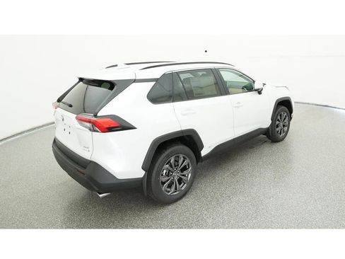 Used 2024 Toyota RAV4 XLE Premium w/ Weather Package AWD/4WD image 11