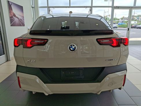 Used 2026 BMW X2 xDrive28i w/ Technology Package AWD/4WD image 5
