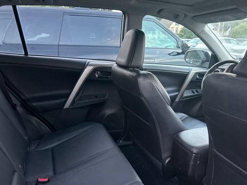 Used 2014 Toyota RAV4 Limited AWD/4WD image 11