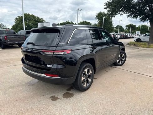 Used 2023 Jeep Grand Cherokee 4WD 4xe w/ Luxury Tech Group II image 6
