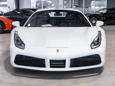Used 2018 Ferrari 488 Spider RWD image 9