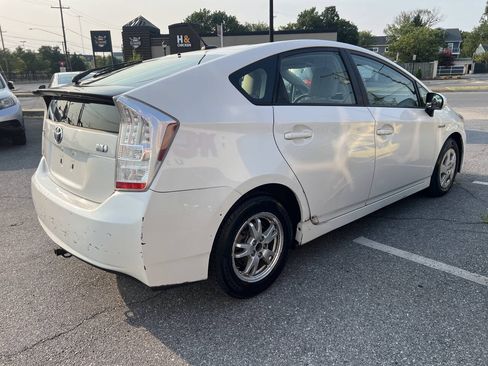 Used 2010 Toyota Prius Two FWD image 4