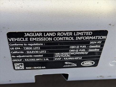 Used 2024 Land Rover Range Rover Velar Dynamic SE AWD/4WD image 21