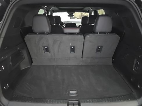 Used 2024 Chevrolet Traverse RS w/ LPO, Floor Liner Package image 12