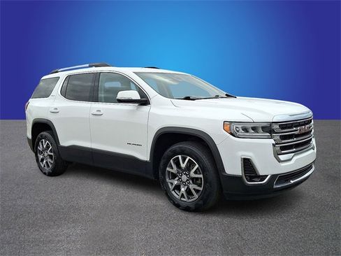 Used 2023 GMC Acadia SLT image 3