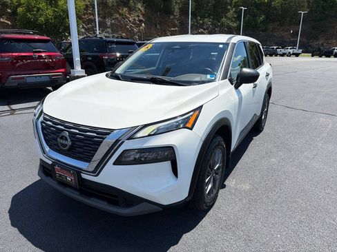 Certified 2023 Nissan Rogue S AWD/4WD image 3