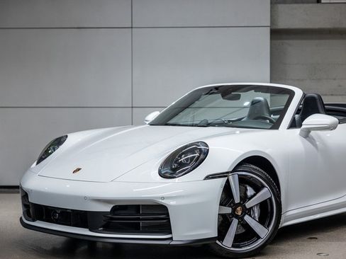 Used 2025 Porsche 911 Carrera image 13