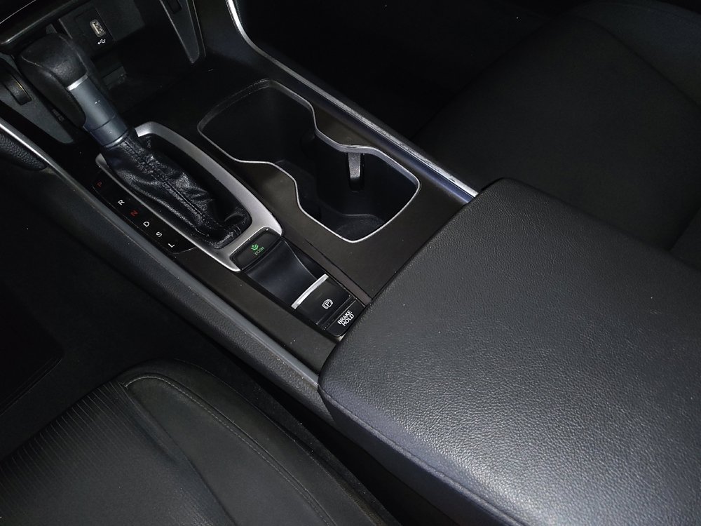 Used 2019 Honda Accord LX image 26