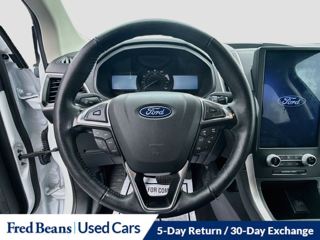 Used 2024 Ford Edge SEL AWD/4WD image 14