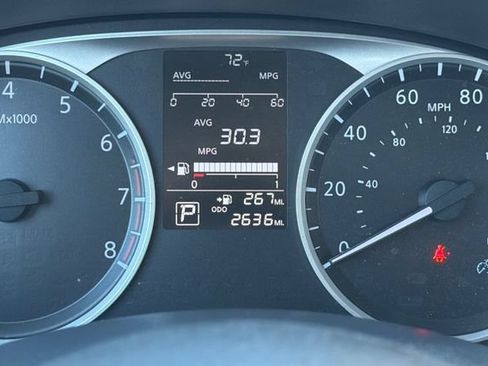 Certified 2025 Nissan Kicks Play S FWD image 30