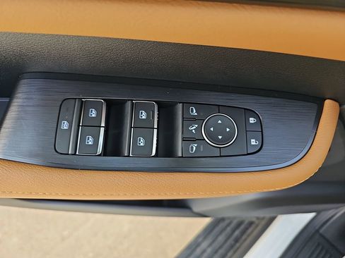 New 2026 Nissan Armada SL image 33