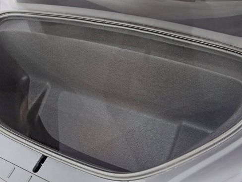 Used 2024 Tesla Model X Plaid image 39