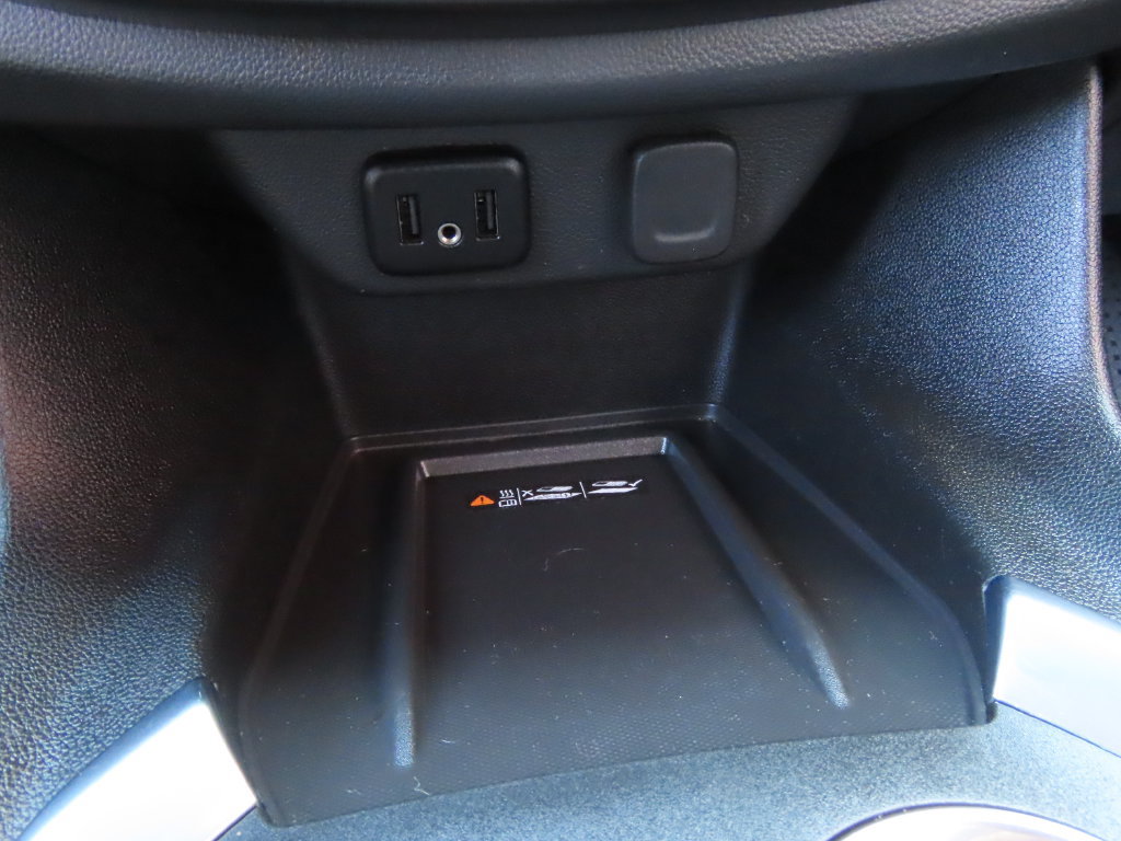 Used 2023 Chevrolet Traverse LT w/ LPO, Floor Liner Package AWD/4WD image 56