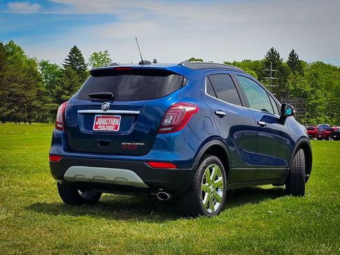 Used 2019 Buick Encore Essence w/ Experience Buick Package FWD image 3