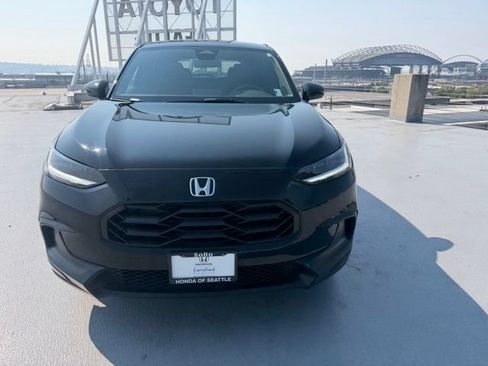 Certified 2024 Honda HR-V Sport image 11