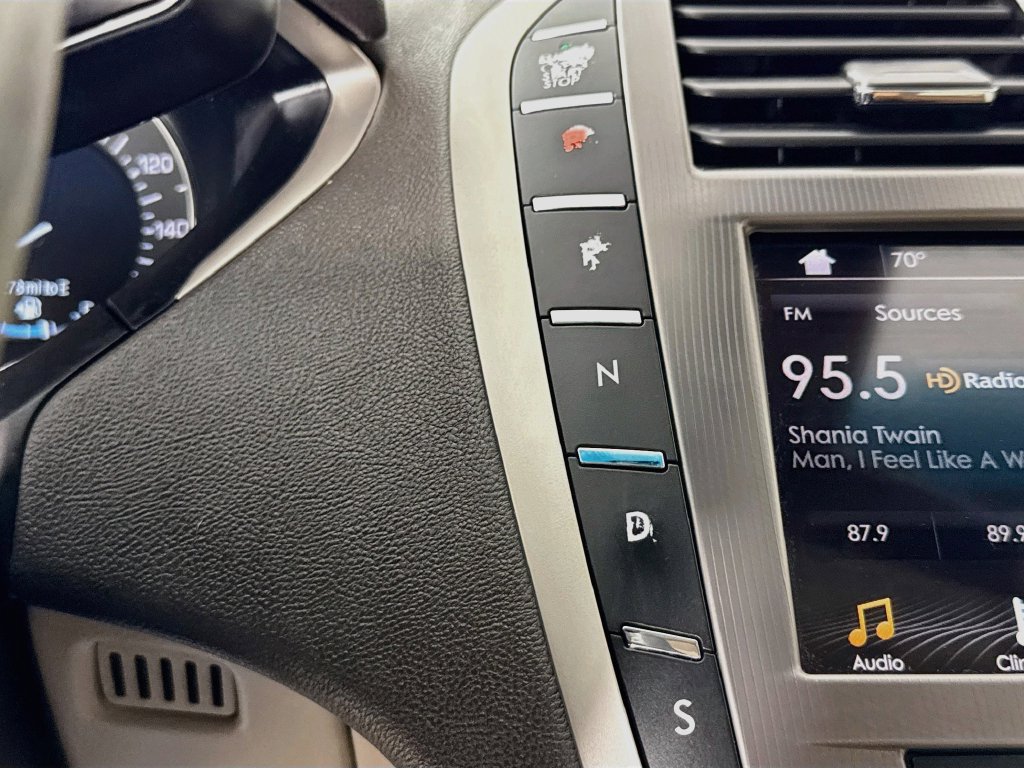 Used 2019 Lincoln MKZ Reserve w/ Reserve Plus Package FWD image 20