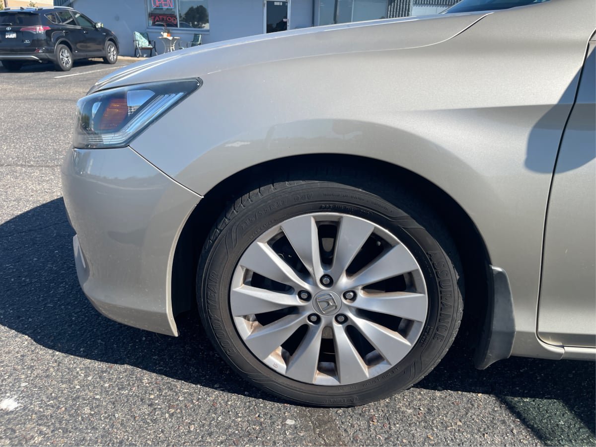 Used 2014 Honda Accord EX-L image 22